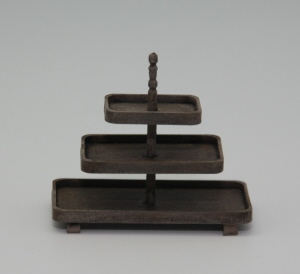ki04-1-artofmini.com-etagiere-3-tiered-tray-rustic-rustiek-miniature-miniatuur-miniatur-sm