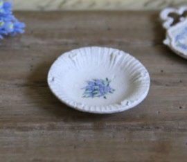 jwmspv40-schaal-blauwe-regen-dessin-wisteria-decoration-bowl-poppenhuis-dollhouse-dollshouse-miniature-miniatuur-altered-verouderd-artofmini.com