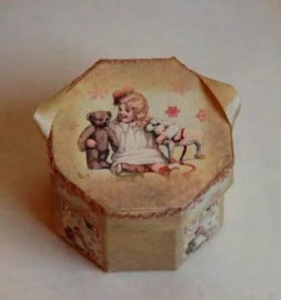 swkh7-1-artofmini.com-hat-box-kit-hoeden-poppenhuis-dollhouse-miniature-petite