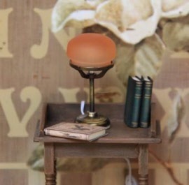 vcc3345o_poppenhuis_dollhouse_puppenhaus_lithtning_lamp_kinder_speelgoed_vintage_distressed_shabby_brocante_schaal_12th_1zu12